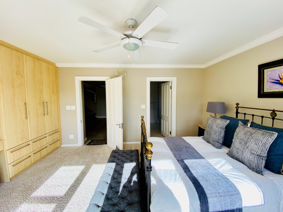 3 Bedroom Property for Sale in Country Club Western Cape